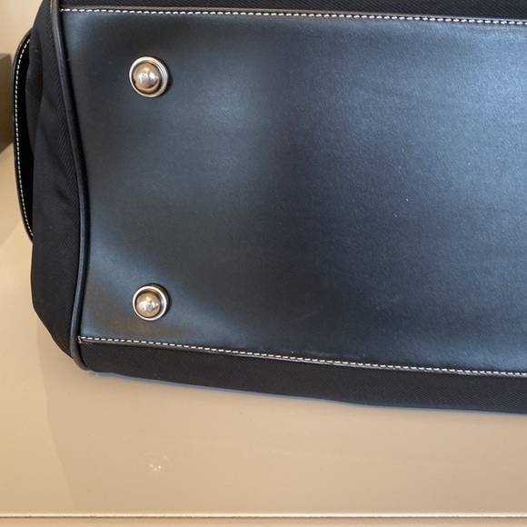 Maxx New York travel/overnight Bag - Picture 11 of 12